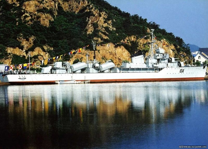 《碧蓝舰娘百科》特别篇——如今风采依旧的她们