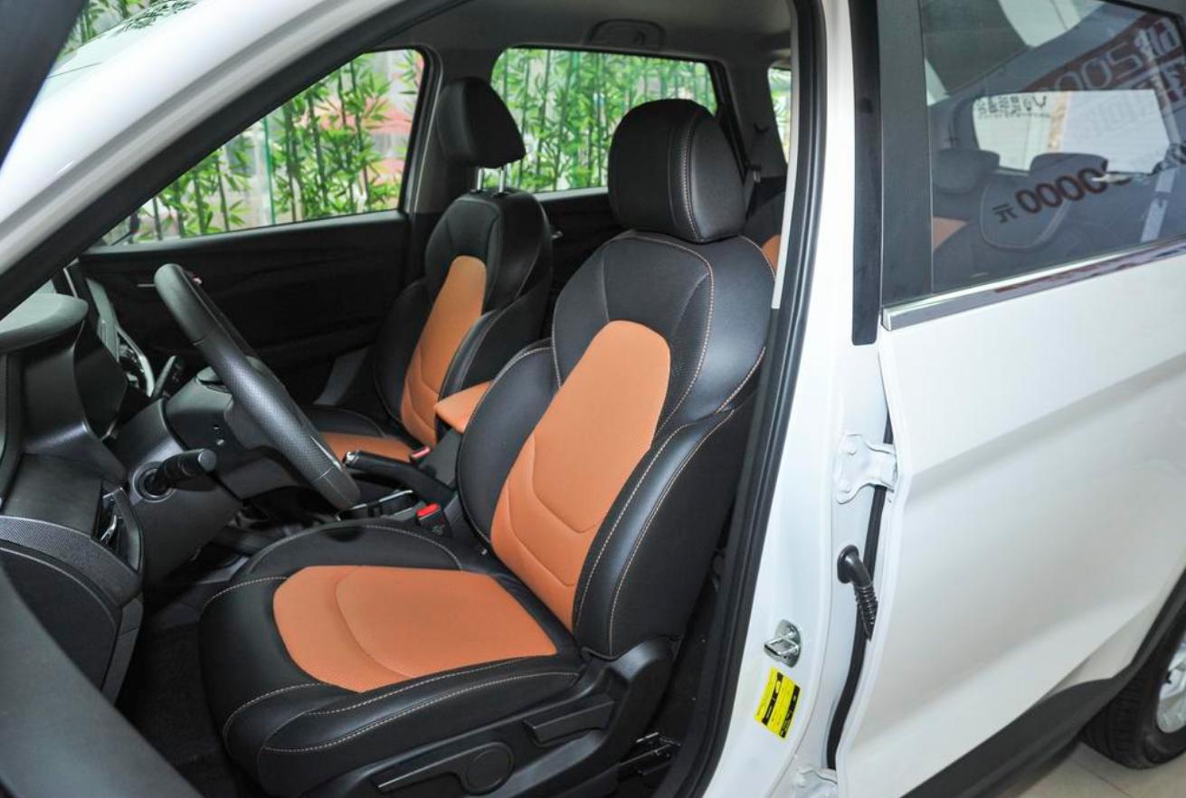 长安cs75plus和五菱宏光s3,五菱宏光s3买1.5l和1.5t哪个好