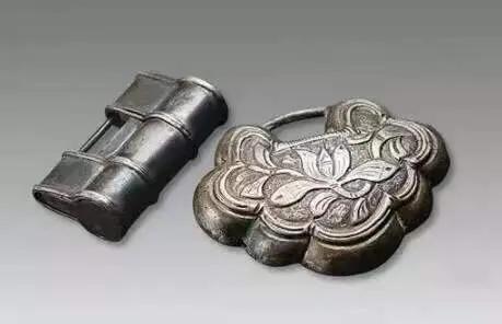 古代双寿长命锁,古人颈饰长命锁