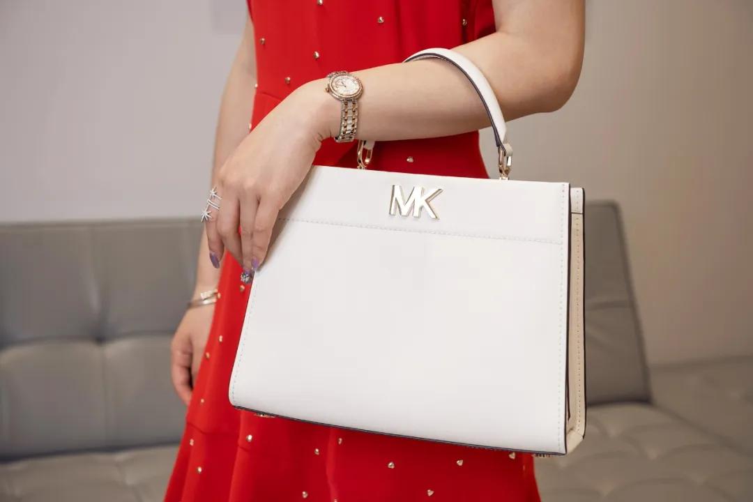 能拍大片还能淘到低价大牌，在这座意式小镇邂逅夏日浪漫