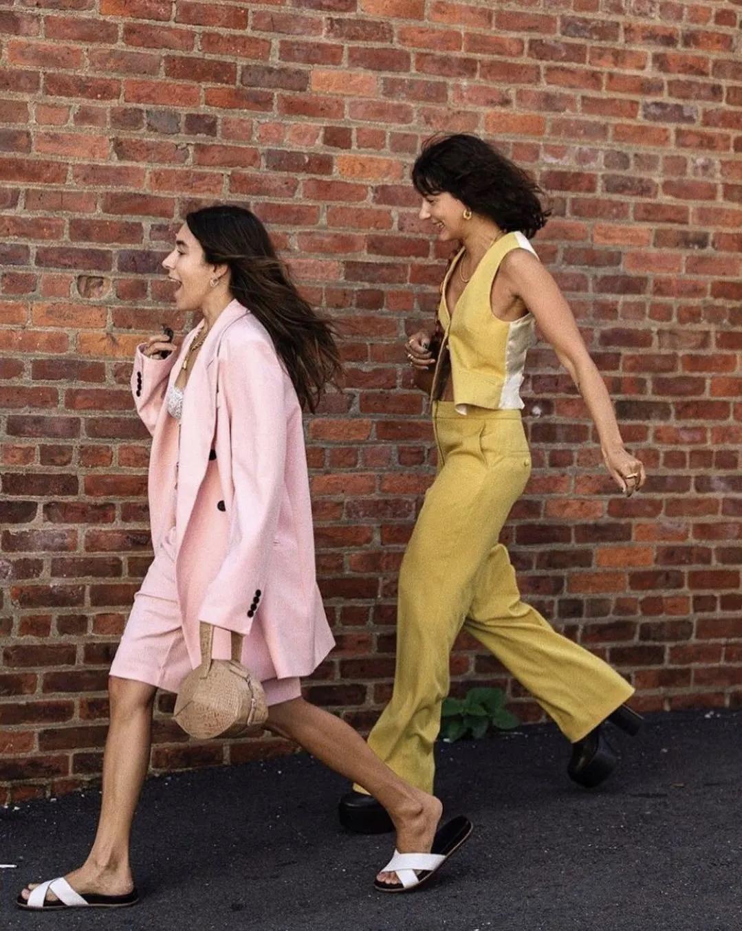 Jennie的马甲原来是学Kate Moss啊