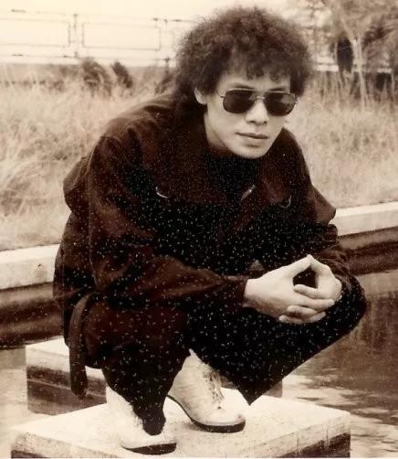 罗大佑最经典的9首歌：初识不懂曲中意，听懂已近不惑年