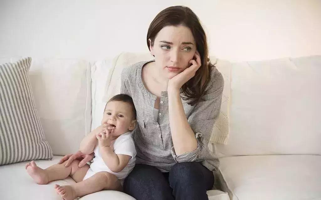 生完孩子气血亏损不来月经怎么办,产后月经量多要不要补血