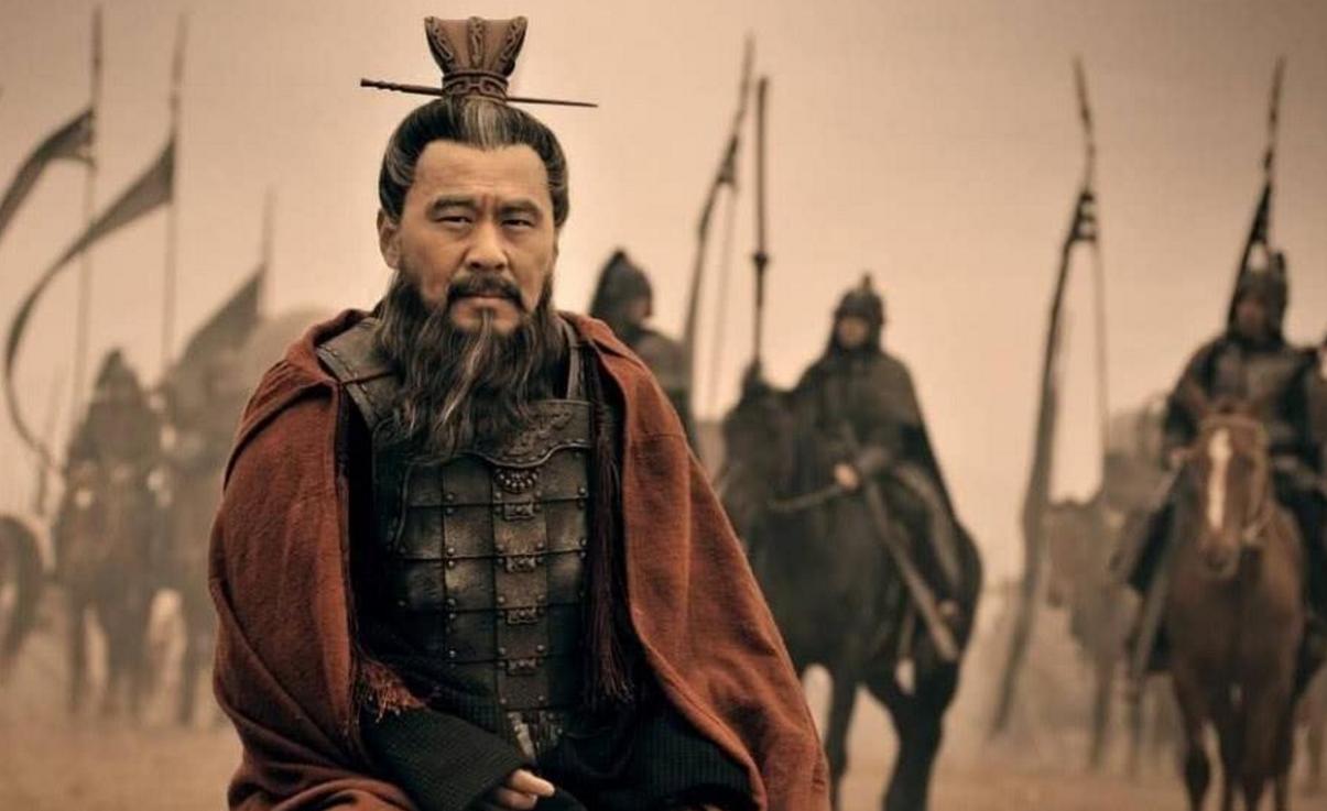 司马懿为何不受曹操重视，却在曹丕称帝后被重用？