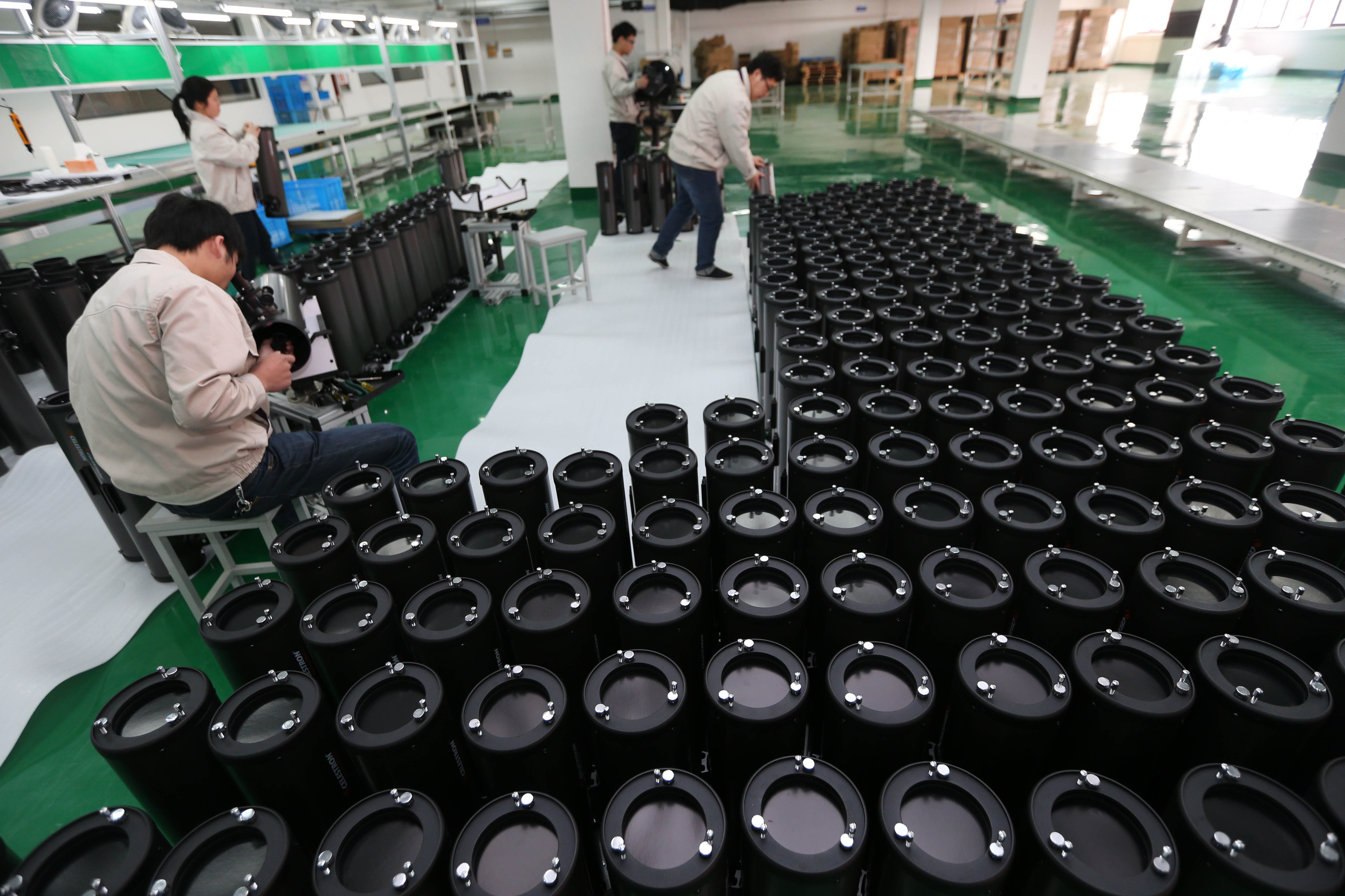 流浪地球吴京和他儿子帐篷镜头,流浪地球吴京和儿子最后一次见面