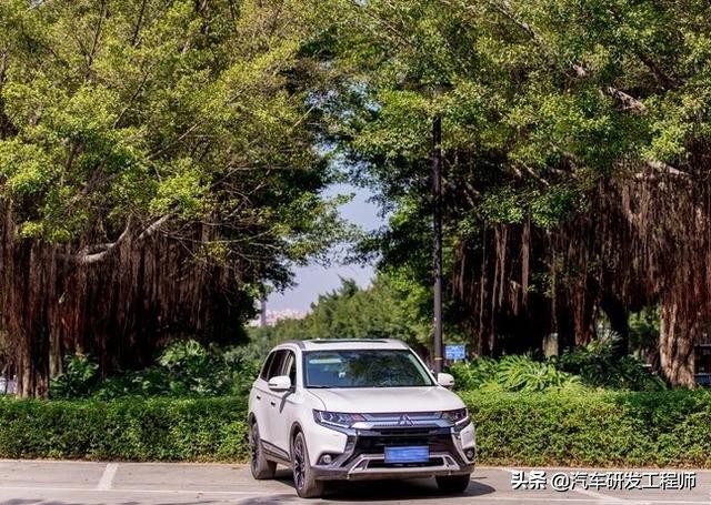 三菱汽车油耗怎么样,三菱欧蓝德真实用车感受