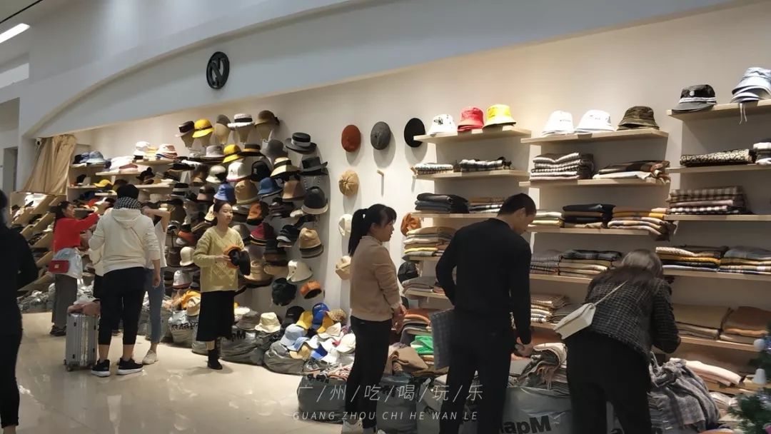 韩国东大门档口服装批发市场图片,韩国东大门服装批发有几个大楼