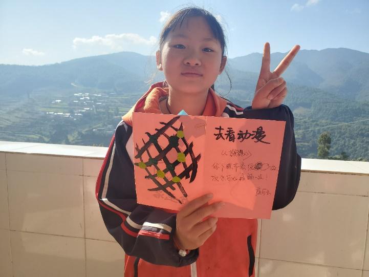 通宵为云南孩童手绘贺卡唐可云老师让黑白围棋炫彩起来