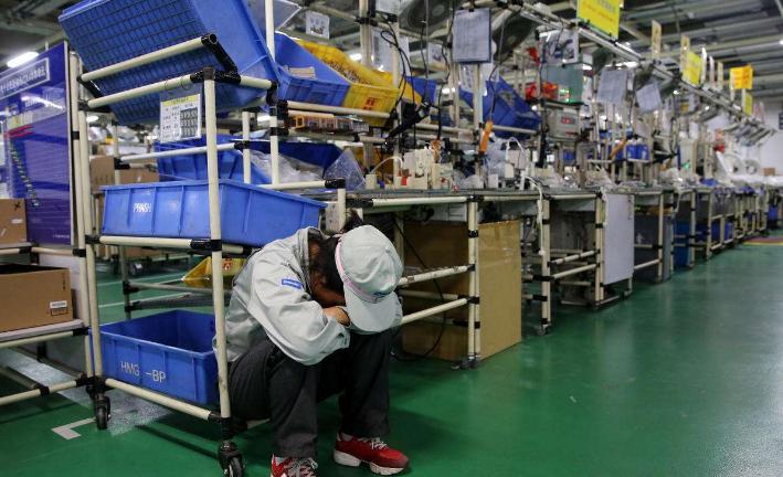 年轻人千万不要进工厂上夜班,工厂上班的忠告