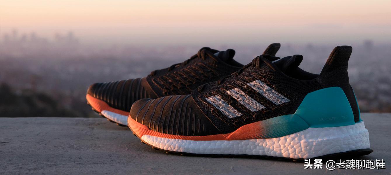 又能压马路又能跑步的鞋推荐,耐克和阿迪的顶级缓震跑鞋