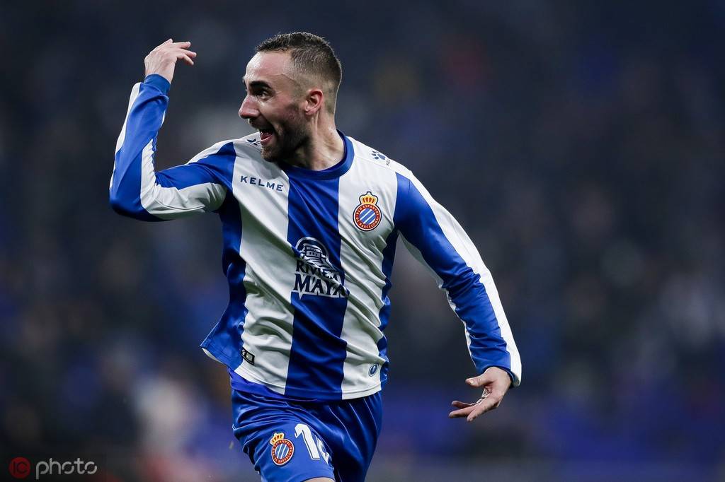 武磊什么时候换的7号球衣,武磊7号球衣西班牙人