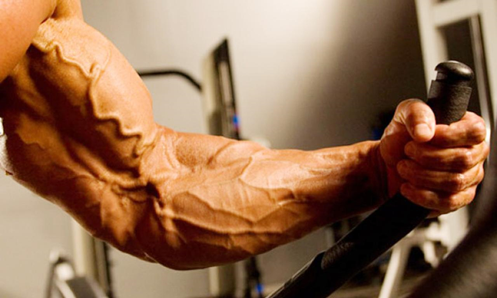 青筋暴起的青筋指的是什么,青筋暴起和没有青筋哪个健康