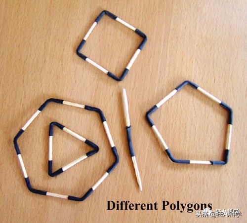 穷人的乐高什么样？印度大佬用垃圾做的玩具，火了