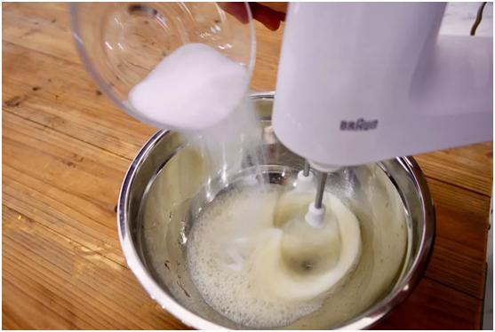 轻乳酪芝士蛋糕,8寸轻乳酪芝士蛋糕最佳配方免烤