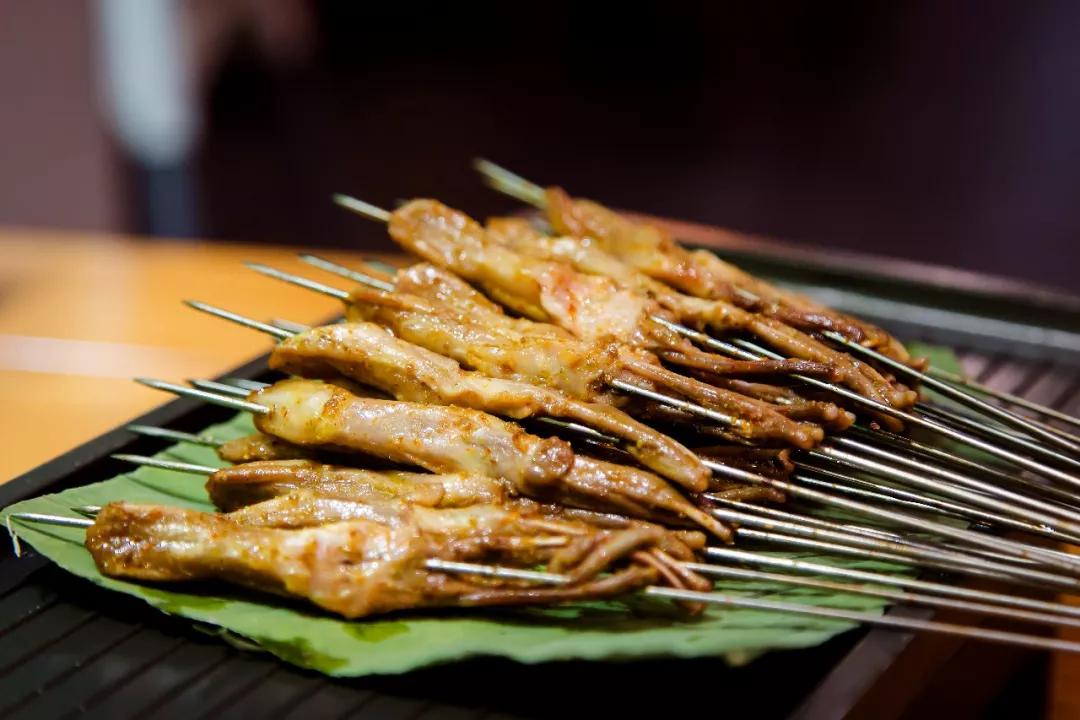 在南京到哪吃淮扬菜,在南京早晨去哪里吃早饭