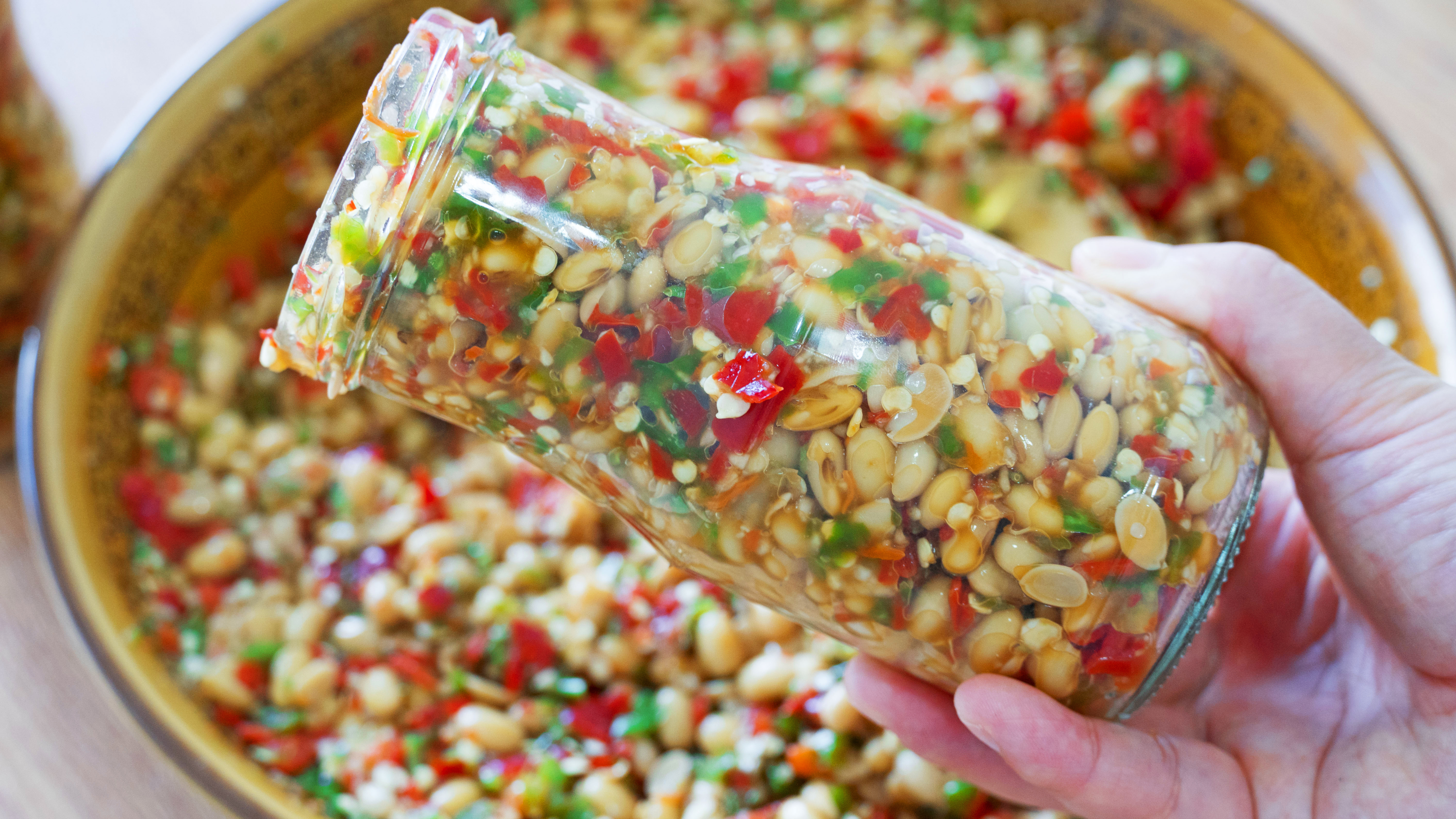 吃豆胜过吃肉六种养生豆家家都有,春吃豆赛过肉什么生肖