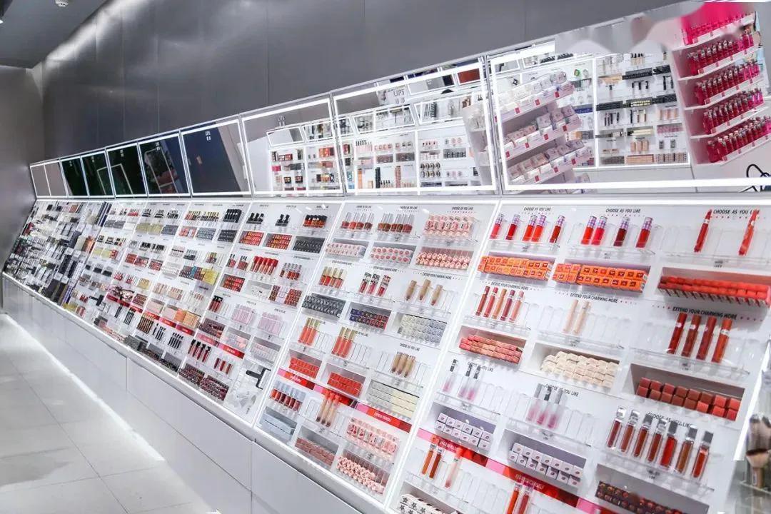 火爆小红书的调色师来柳巷贵都啦！超大牌小样超全美妆等你来打卡