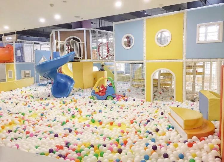 又降温最低2°C！会耍的成都人都去泡温泉了，不到百元畅玩一整天