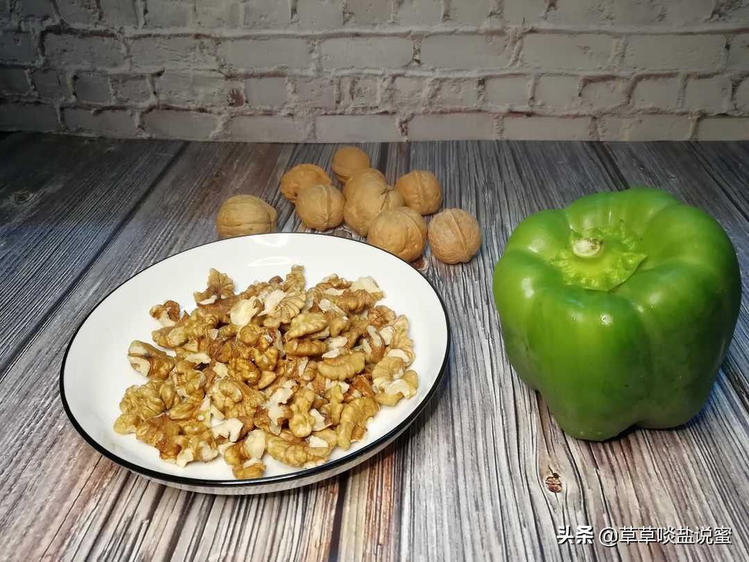 青椒和核桃仁能一起吃吗,冰糖炒核桃仁怎么炒