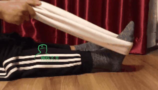 后脚跟崴脚怎么矫正,崴脚康复期走路足跟痛