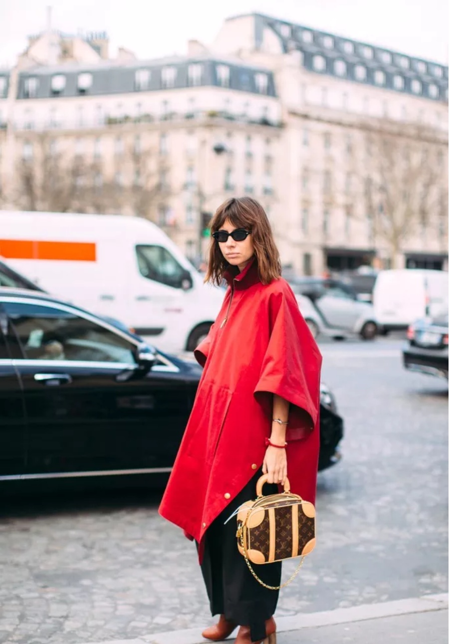 lv奢侈品值得入手吗 (lv的奢侈品值得买吗)