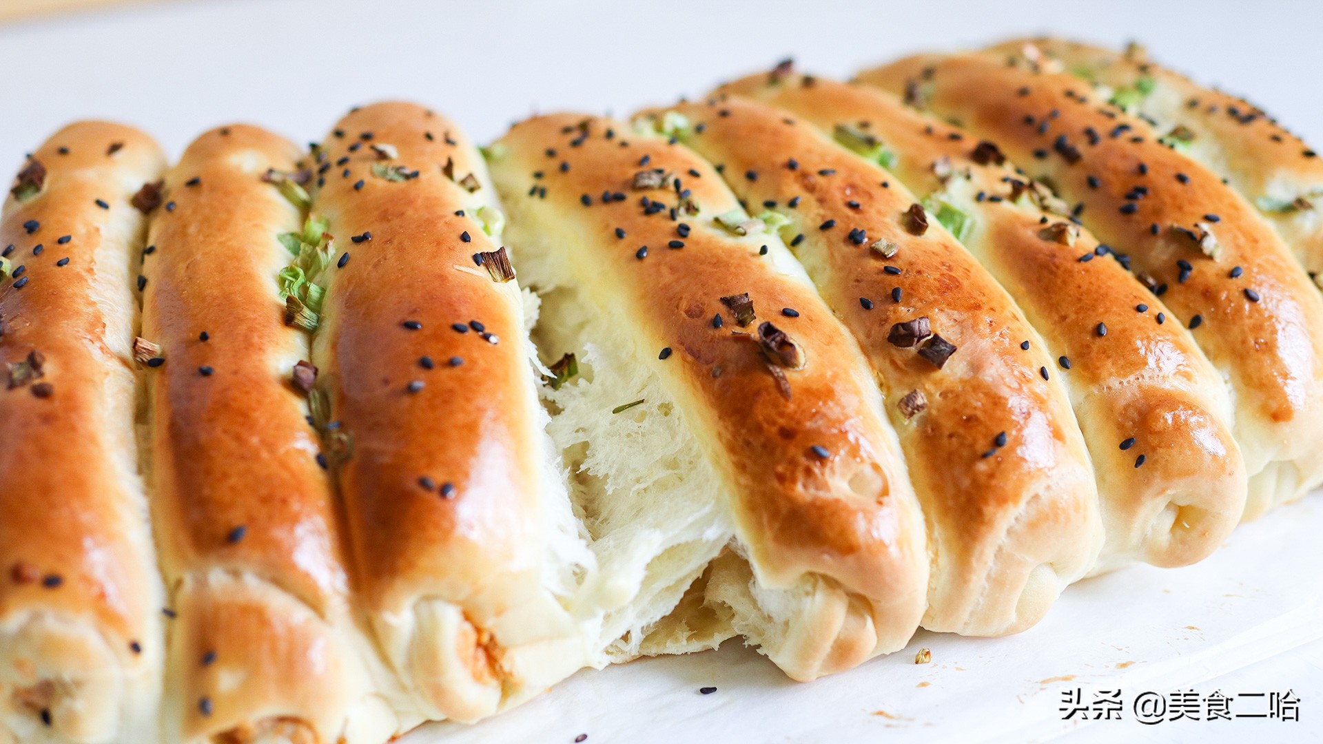 面包创新教程,用普通面粉做柔软拉丝面包