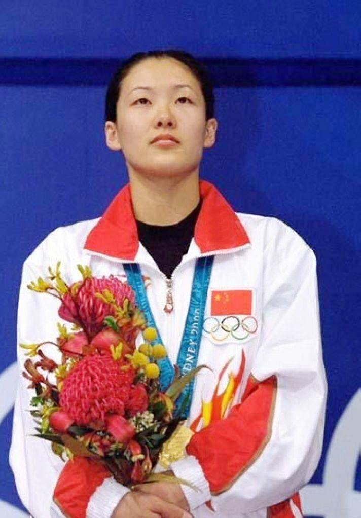 3位“体坛一姐”嫁给老男人：爱情与财富并存