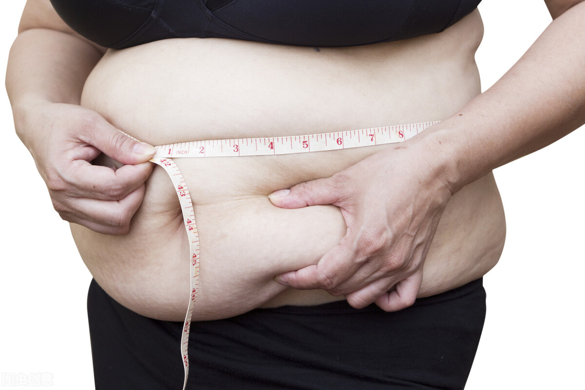 产后腹部松弛的赘肉怎么办？可能是腹直肌分离，3组动作重回产前