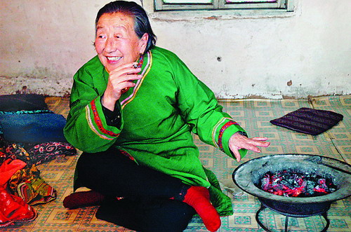 闲聊东北：老东北的怪（8）：火盆土炕烤爷太