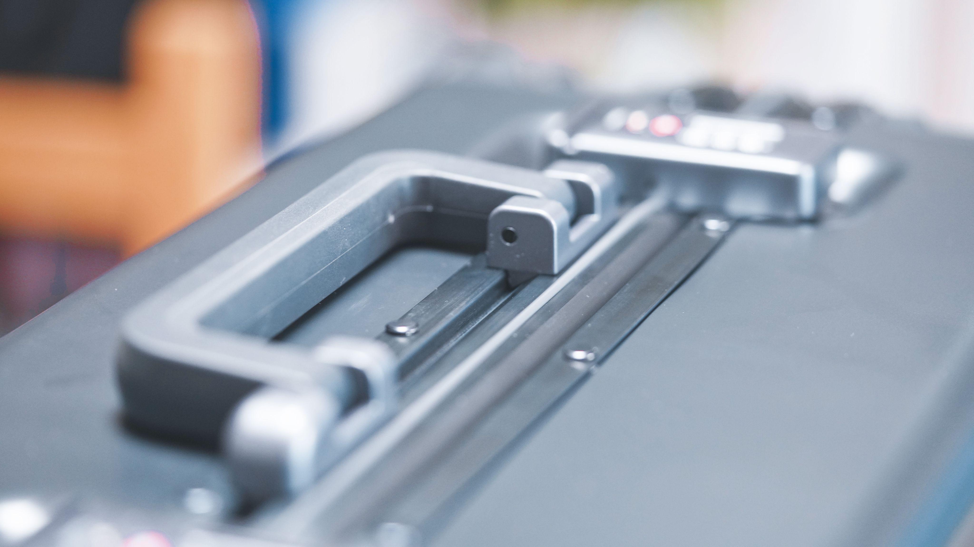 短期旅行怎么选拉杆行李箱,旅行1个月怎样选行李箱