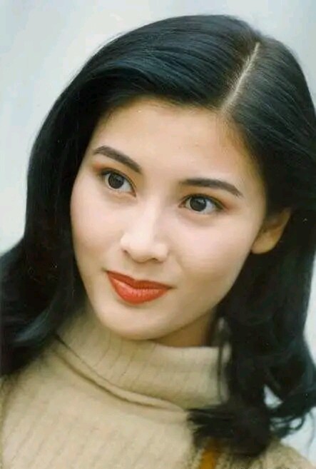 李嘉欣当年到底有多美,李嘉欣年轻时到底有多美