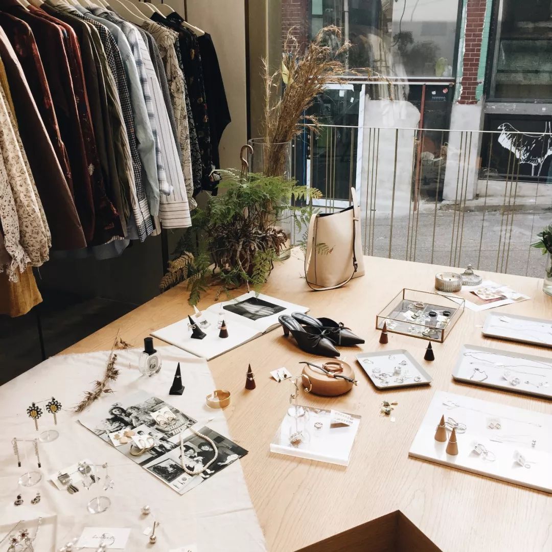 打HPV、考国际驾照、当练习生、看演唱会、泡夜店，这才是首尔