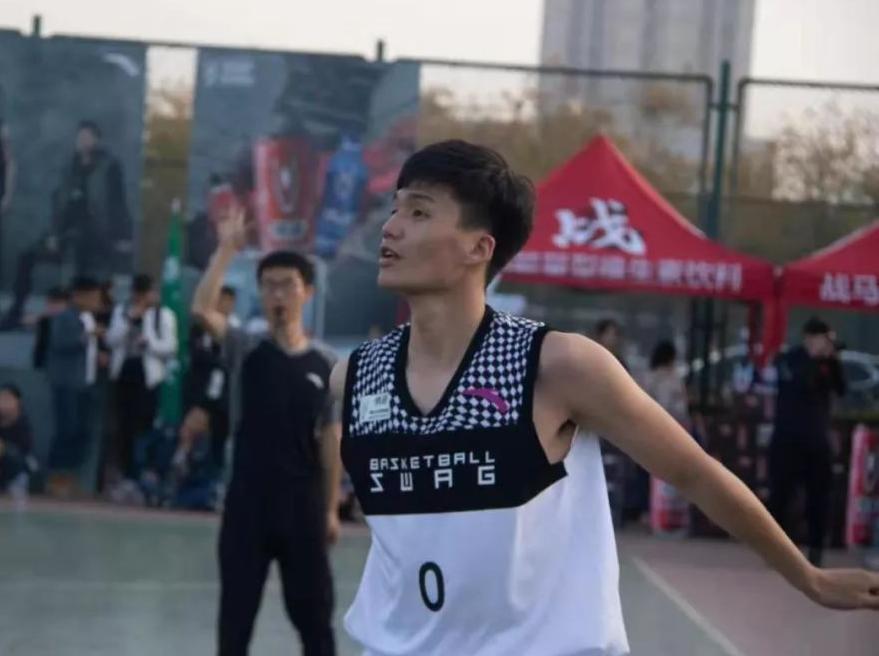 上大学感到特别难受压抑心里累,上大学了感觉压力好大