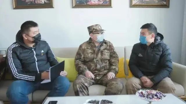 马背上的“代购员”真帅