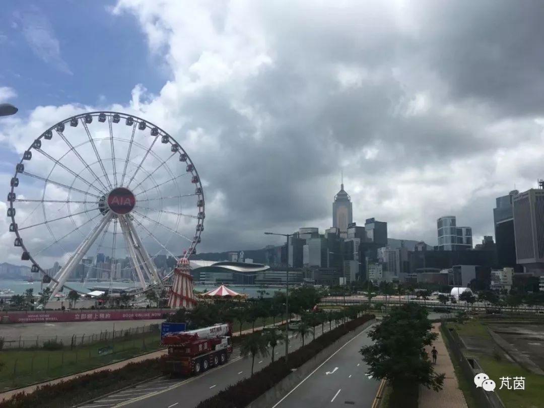 游走在香港大学,游走在深港边缘