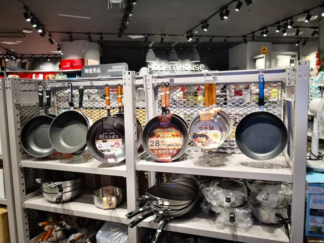 天山路街道百盛优客,天山优客百盛