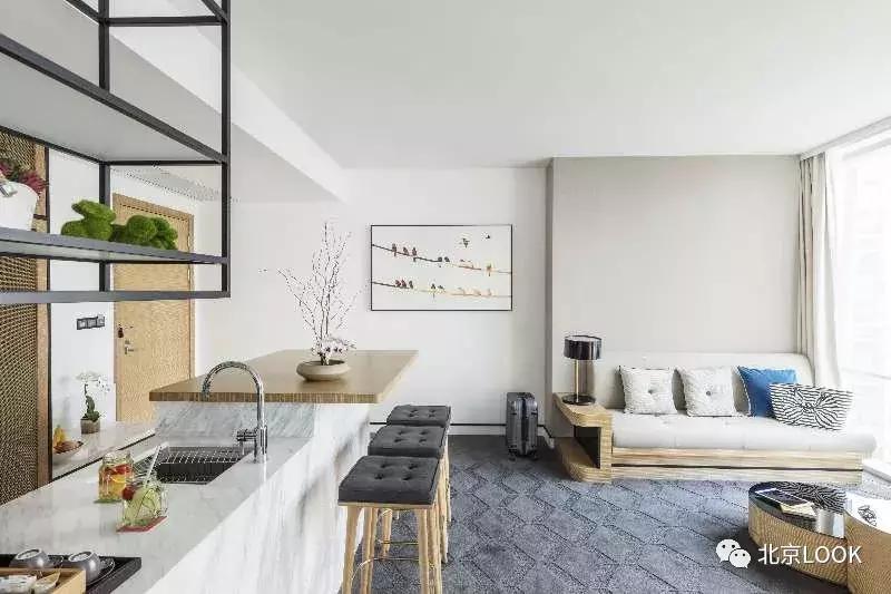 央视大楼对面网红餐厅,央视大楼隔壁酒店