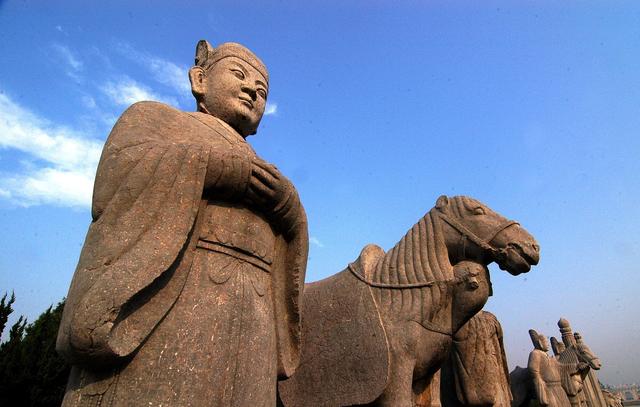 成都怎样去青城山都江堰,成都十大景点武侯祠