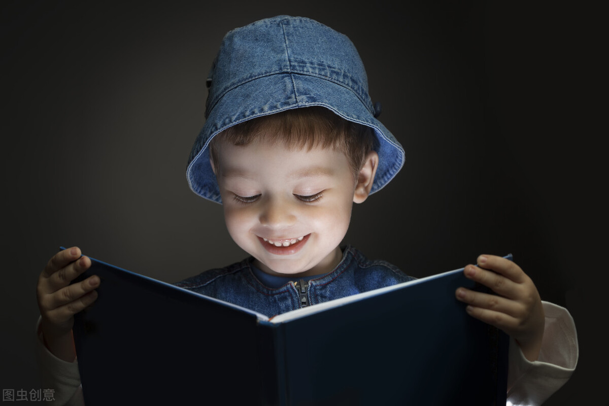 恐龙小知识书,恐龙探秘儿童恐龙百科全书