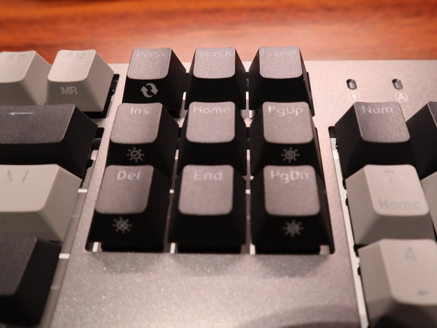 杜伽k310w键盘银轴,杜伽k310v2白光限定版机械键盘