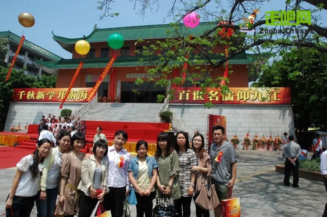 女教师3年游20国,六十岁的女人一个人穷游中国