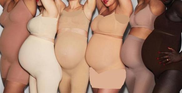 孕妇卡戴珊风格连衣裙穿搭,卡戴珊孕妇穿搭