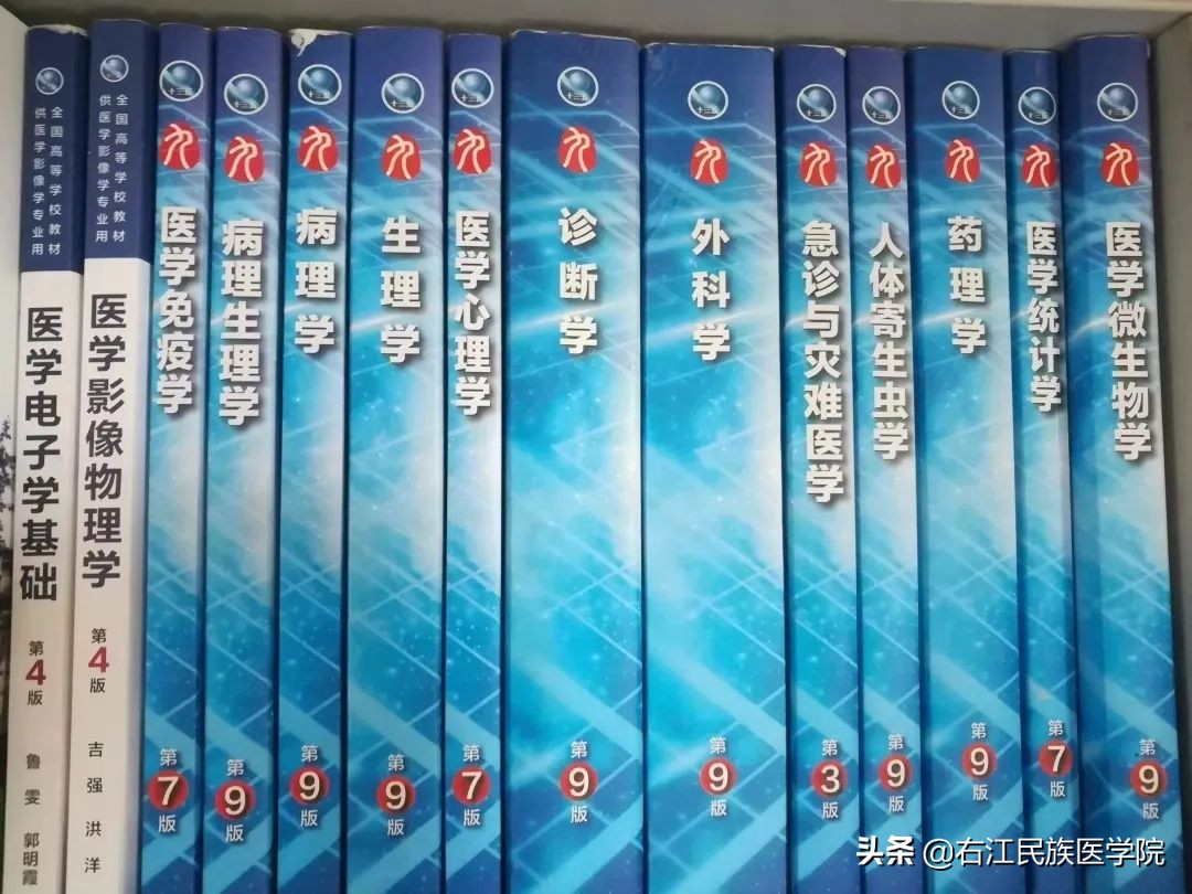 问君能有几多愁花蕊夫人和赵光义,问君能有几多愁现代诗句