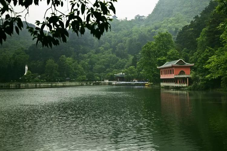 太原出发五月特价机票,4月份山西特价机票价格