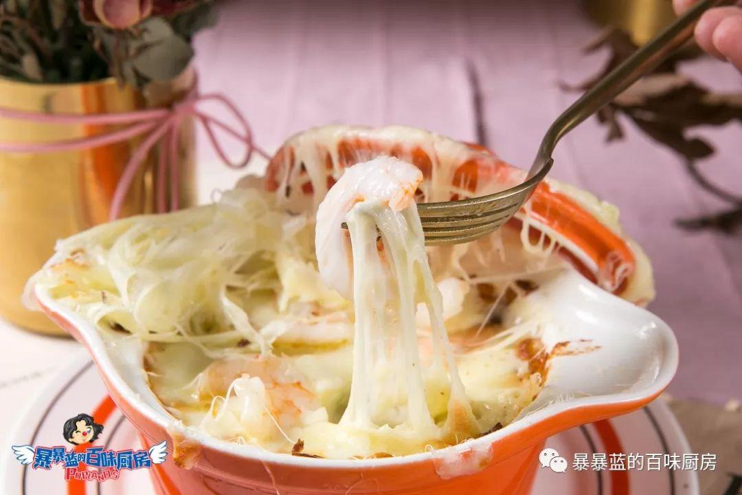 来这家店你真没办法好好吃饭，每道菜都堪比艺术品，好吃到光盘