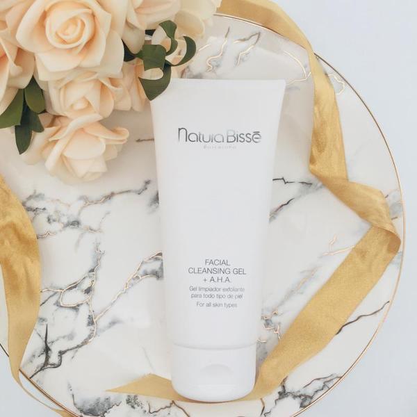 十大适合油痘肌的洗面奶推荐,油痘肌氨基酸洗面奶