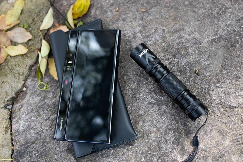 强光手电用18650电池充电器,家用充电锂电手电筒大全