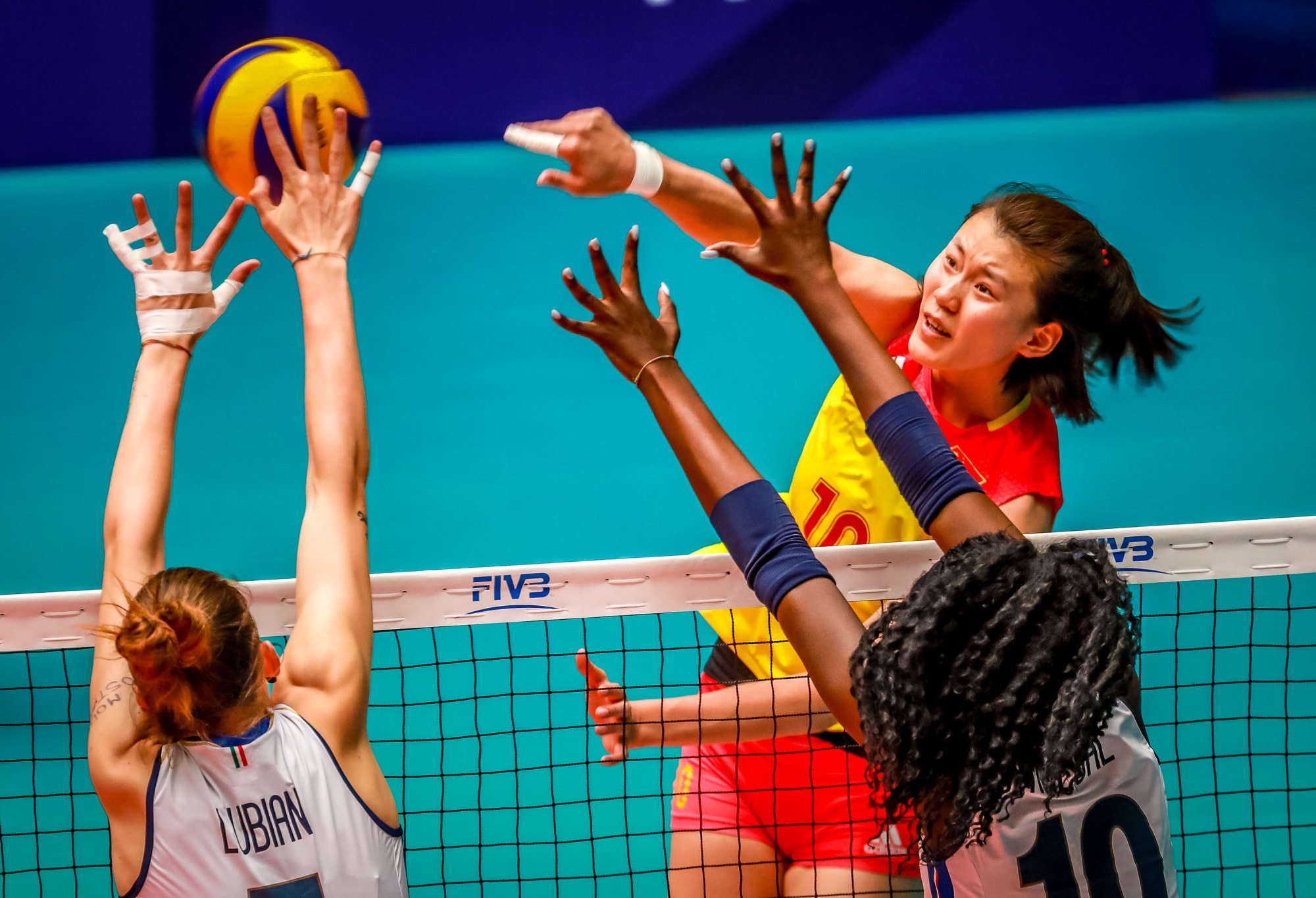 中国女排郑益昕最新消息,女排郑益昕最新消息