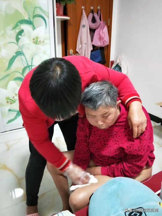 郑水红,郑水红婆婆照片