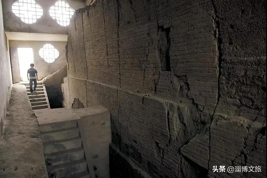 水晶很晚进入中国，为什么齐国古都临淄却出土大量水晶器？丝绸之路的源头在临淄？